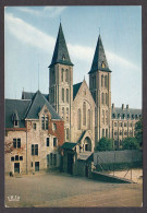 090695/ MAREDSOUS, L'Abbaye, Eglise Et Vue De L'école Abbatiale - Anhee