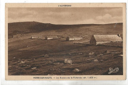 Saint-Pierre-la-Bourlhonne (63) : Vue Panoramique Du Quartier Des Burons De La Richarde Pierre-sur-Haute En 1930 PF. - Vic Le Comte