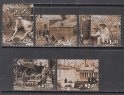 2006 New Zealand Gold Rush Mining Minerals Complete Set Of 5 MNH @ BELOW FACE VALUE - Neufs