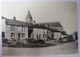 BELGIQUE - LUXEMBOURG - HERBEUMONT - Vieilles Maisons Près De L'Eglise - Herbeumont