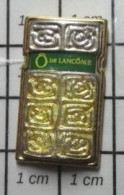 915c  Pin's Pins / Beau Et Rare / PARFUMS / FLACON DE PARFUM Ô DE LANCÔME - Parfums