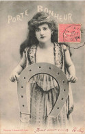 FANTAISIES - Porte Bonheur - Femme - Fer à Cheval - Carte Postale Ancienne - Women