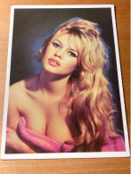 Brigitte Bardot. Carte Postale - Femmes Célèbres