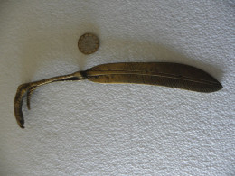 Antique Ouvre-lettre En Bronze Griffe Et Plume - Letter-opener