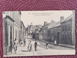 St Just En Chaussée , La Rue De L'hôtel De Ville - Saint Just En Chaussee