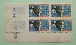 Bloc De 4 Timbres Neufs AOF 20F Coin Daté 5.3.59 - MNH - YT 75 - Journée Du Timbre 1959 Dakar Abidjan OPT - Nuovi