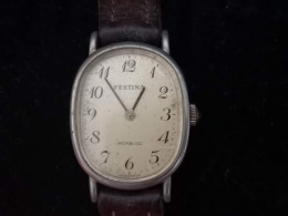 Montre à Bracelet Wristwatch Watch Antiguo Reloj De Pulsera A Cuerda Festina. Funcionando. - Wandklokken
