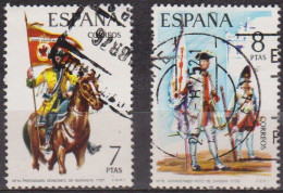 Armée, Soldats - ESPAGNE - Uniformes - Porte Fanion, Porte Drapeau - N° 1855-1856 - 1974 - Used Stamps