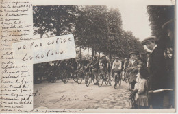 Départ De La Course Cycliste CHOISY LE ROI - VERSAILLES - CHOISY LE ROI Organisée Par La Société C A J D ( Carte Photo ) - Cyclisme