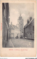 ACQP7-59-0655 - BERGUES - Le Beffroi Et La Rue Du Collège - Bergues