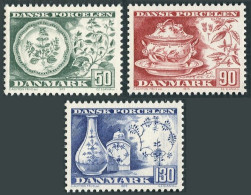 Denmark 567-569, MNH. Michel 589-591. Danish China, 1975. Flora Danica. - Nuovi