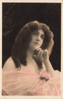 FANTAISIES - Femmes - Une Femme - Mercier - Une Femme Seule - Pensive - Carte Postale Ancienne - Women