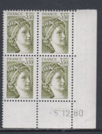 France N° 2121  Type Sabine : 3 F. 50 Vert-olive En Bloc De 4 Coin Daté  Du 5 . 12 . 80 ;  2 Traits, Sans Charnière TB - 1980-1989