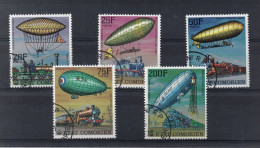 Timbres Thèmes Transport Montgolfières - Airships