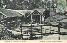 VERRIERES LE BUISSON - La Bièvre, Le Lavoir Municipal. - Verrieres Le Buisson