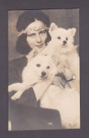 Carte Photo Guggenberger Mairovits Sibiu Romania Roumanie Princess Ileana Avec Deux Chiens  (58654) - Romania