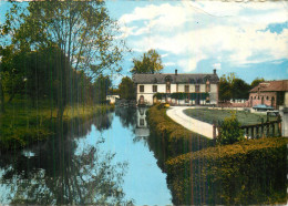 BAZOCHES Sur HOENE . Le Moulin . - Bazoches Sur Höne