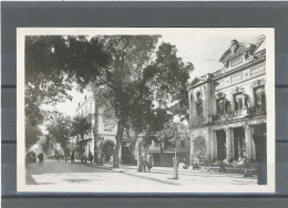 ALGÉRIE - SETIF - RUE SILLÈGUE ET LE THÉATRE - Sétif