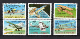 Timbres Thèmes Transport Avions - Vliegtuigen