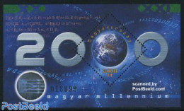 Hungary 2000 Millennium, Hologram S/s, Mint NH, Science - Various - Astronomy - Holograms - Nuovi