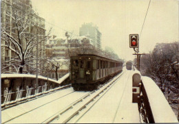 23-3-2024 (3 Y 46) USA ??? Métro Train (railway Under Snow) - U-Bahnen