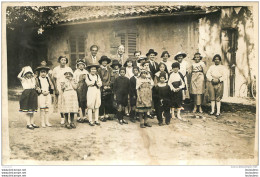 CARTE  PHOTO   GROUPE  DE PERSONNES - To Identify