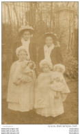 CARTE PHOTO JEUNES FILLES FILLETTES ET POUPEES - Te Identificeren