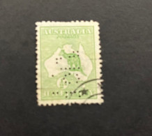 23-3-2024 (stamp) Kangaroo & Map Australia Perforated Stamps / Perfins Stamps / Timbres Perfinés (as Seen On Scan) - Perfins