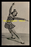 SPORTS - PATINAGE - CAROL HEISS, PATINEUSE AMERICAINE, CHAMPIONNE OLYMPIQUE EN 1960 - AUTOGRAPHE - CARTE PHOTO ORIGINALE - Patinaje Artístico
