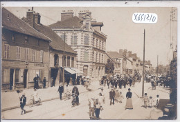 SAINTE-SAVINE- CARTE-PHOTO- ROUTE DE SENS- ANIMEE- R/V - Sonstige & Ohne Zuordnung