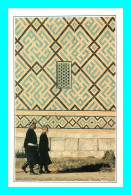 A948 / 819 OUZBEKISTAN SAMARKAND La Madrasa - Ouzbékistan