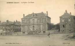 76 - Envermeu - La Mairie - Les Ecoles - Animée - Correspondance - Voyagée En 1928 - CPA - Voir Scans Recto-Verso - Envermeu