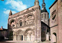 86 - Civray - Eglise Saint Nicolas - La Façade - CPM - Voir Scans Recto-Verso - Civray