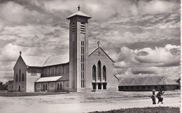 12 LEOPOLDVILLE Eglise Notre Dame Du Congo Fabrication Suisse - Congo Belge