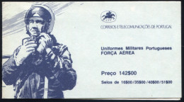 Portugal-Markenheftchen 2 Militäruniformen Luftwaffe 1984, Postfrisch - Cuadernillos