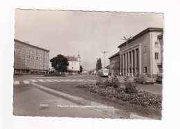 E5912) KLAGENFURT - Hauptbahnhof Mit Hotel GÖTZ U. Altem BUS U. AUTO - Tolle S/W FOTO AK - Klagenfurt