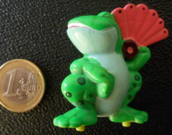 40  Kinder Surprise  Grenouille Avec éventail  Manque Support - Other & Unclassified