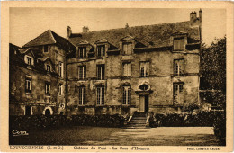 CPA LOUVECIENNES Chateau Du Pont - La Cour D'Honneur (1386278) - Louveciennes