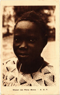 PC CENTRAL AFRICAN REPUBLIC MISSION DES PERES BLANCS ETHNIC TYPES (a53572) - Central African Republic