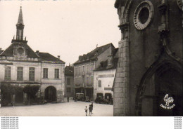 D64  ARUDY  La Mairie Et La Place  ..... - Arudy