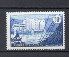 SAINT PIERRE ET MIQUELON N° 348   NEUF SANS CHARNIERE COTE  1.50€     BATEAUX PORT - Neufs