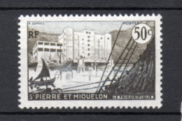 SAINT PIERRE ET MIQUELON N° 349   NEUF SANS CHARNIERE COTE  1.50€     BATEAUX PORT - Ungebraucht