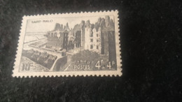 FRANSA- 1940-50       4+4   FR  DAMGALI - Used Stamps