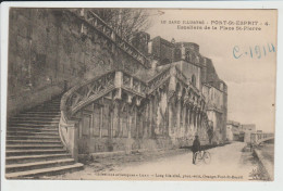 PONT SAINT ESPRIT - GARD - ESCALIERS DE LA PLACE SAINT PIERRE - Pont-Saint-Esprit