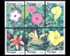 684 Nicaragua Fleurs Flowers MNH ** Neuf SC (NIC-320) - Nicaragua