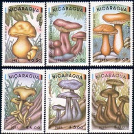 684 Nicaragua Champignons Mushrooms MNH ** Neuf SC (NIC-40a) - Nicaragua