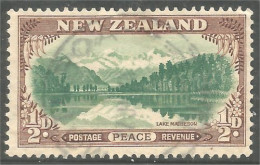 706 New Zealand Lake Matheson Lake (NZ-142) - Used Stamps