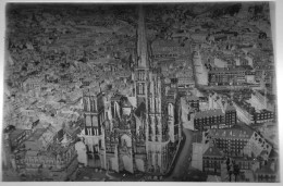 GRANDE PLAQUE DE VERRE, VUE AÉRIENNE CATHÉDRALE DE ROUEN, SEINE-MARITIME. NORMANDIE. 1950. - Diapositivas De Vidrio