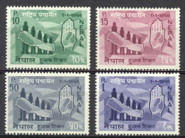 Nepal Sc# 163-166 MH 1963 Map & Hand - Népal