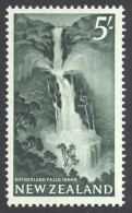 New Zealand Sc# 350 MH 1960-1966 5sh Sutherland Falls - Ongebruikt